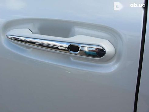 Toyota Sienna 2022 - фото 10