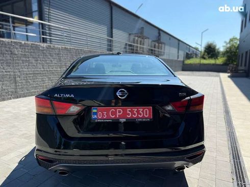 Nissan Altima 2019 - фото 14