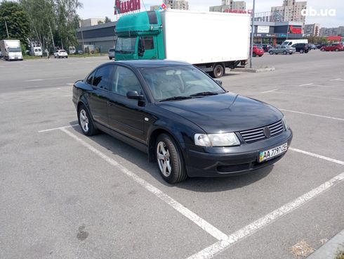 Volkswagen Passat 2000 черный - фото 2