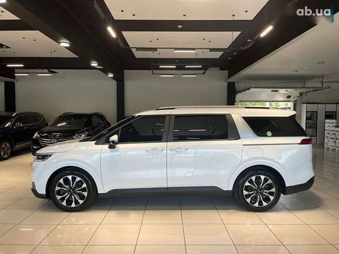 Kia Carnival 2021 - фото 7