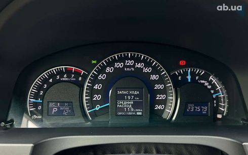 Toyota Camry 2014 - фото 16
