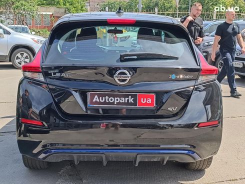 Nissan Leaf 2019 черный - фото 9