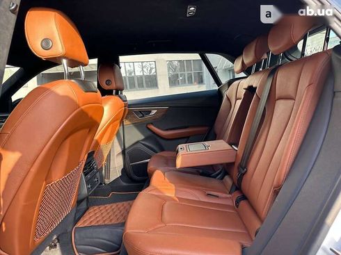 Audi Q8 2021 - фото 19