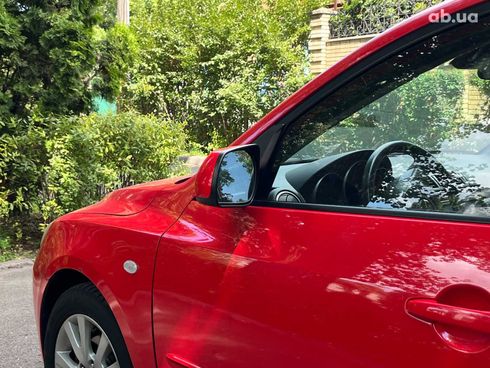 Mazda 3 2007 красный - фото 14
