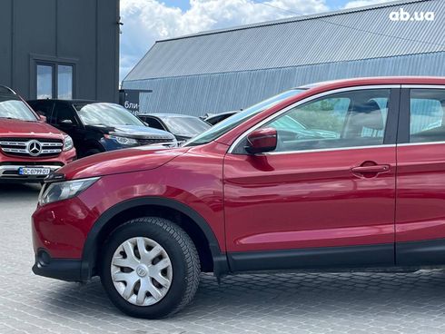 Nissan Qashqai 2014 красный - фото 14