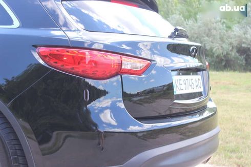 Infiniti QX70 2017 - фото 20