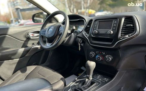 Jeep Cherokee 2019 - фото 10