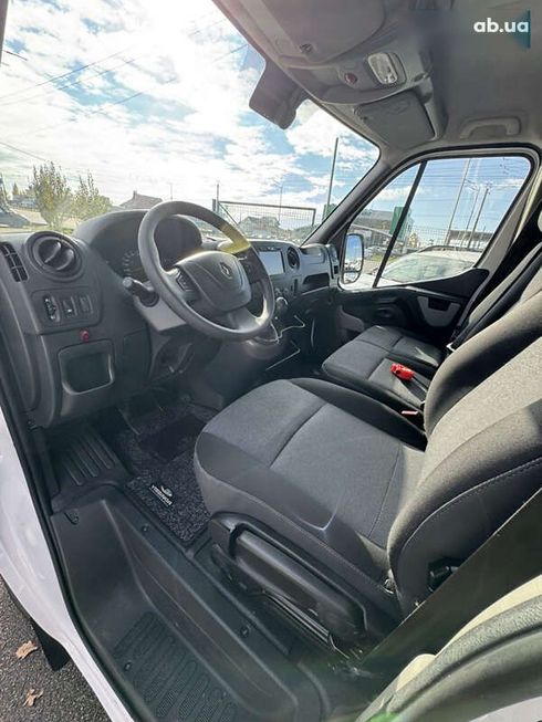 Renault Master 2018 - фото 11