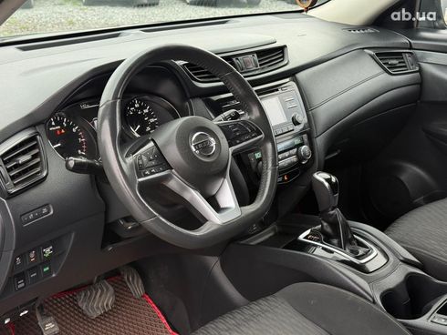 Nissan Rogue 2017 зеленый - фото 15