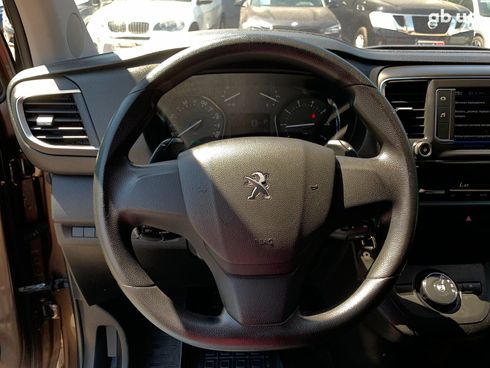 Peugeot Traveller 2017 коричневый - фото 28