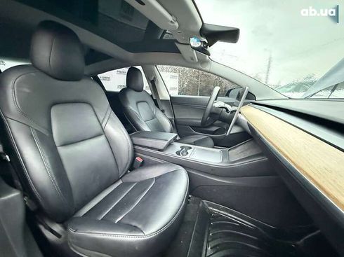 Tesla Model 3 2021 - фото 19