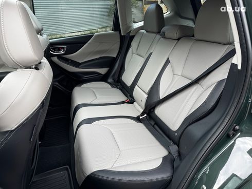 Subaru Forester 2023 зеленый - фото 23