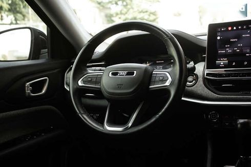 Jeep Compass 2022 - фото 16