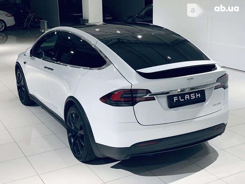 Tesla Model X 2020 - фото 10