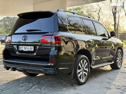 Toyota Land Cruiser 2016 - фото 14