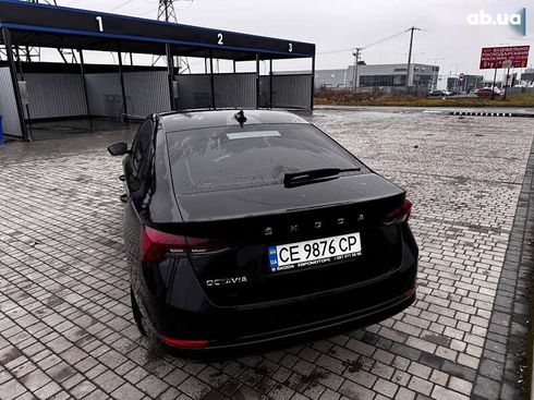 Skoda Octavia 2020 - фото 16