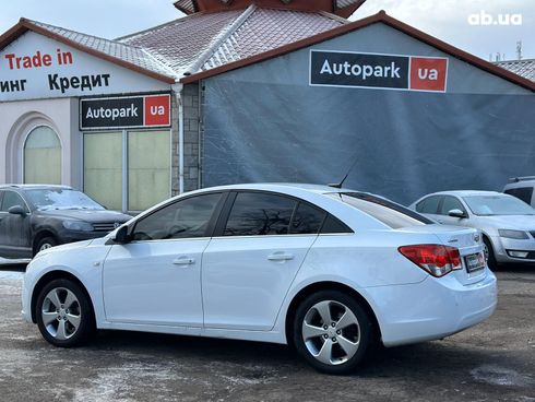 Chevrolet Cruze 2012 белый - фото 20