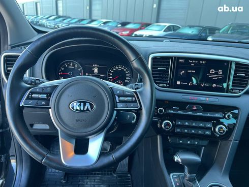 Kia Sportage 2021 черный - фото 23