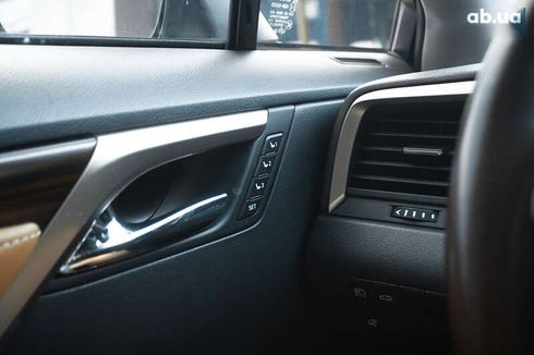 Lexus RX 2018 - фото 21