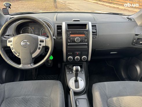 Nissan X-Trail 2011 черный - фото 17