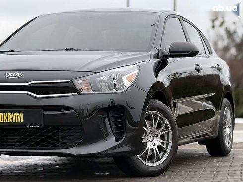 Kia Rio 2017 - фото 3