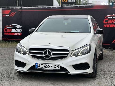 Mercedes-Benz E-Класс 2011 - фото 4