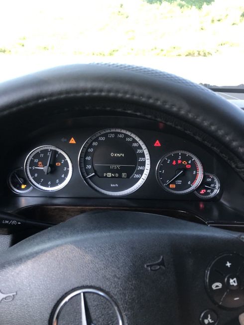 Mercedes-Benz E-Класс 2010 черный - фото 3