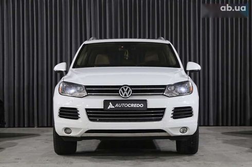 Volkswagen Touareg 2012 - фото 2