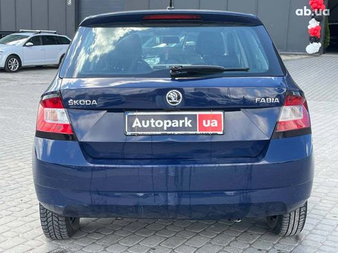 Skoda Fabia 2016 синий - фото 6