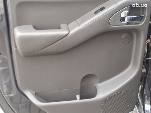 Nissan Frontier 2014 серый - фото 13