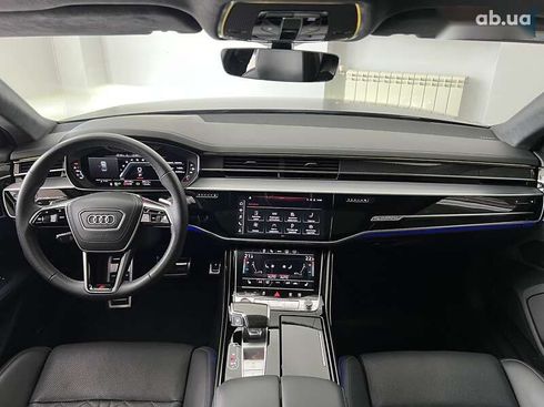 Audi S8 2022 - фото 13