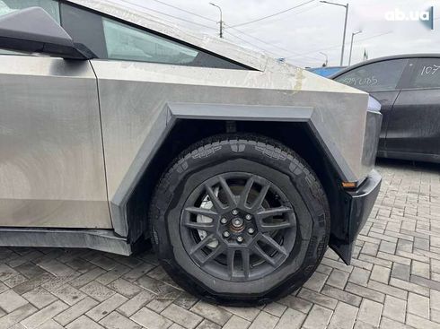 Tesla Cybertruck 2024 - фото 11