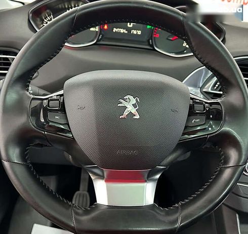 Peugeot 308 2015 - фото 18