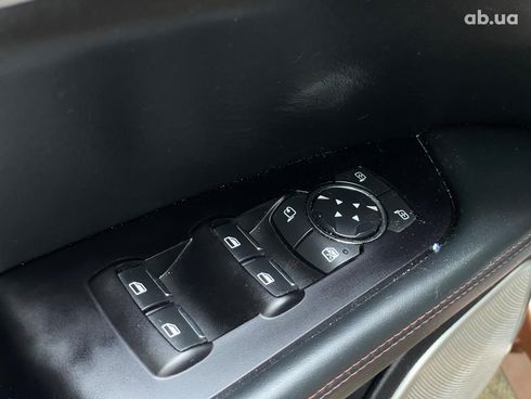 Lincoln MKX 2018 коричневый - фото 16