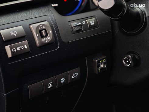 Lexus LX 2011 бежевый - фото 77