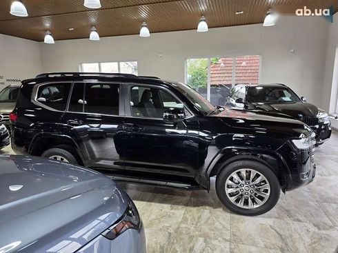 Toyota Land Cruiser 2022 - фото 16