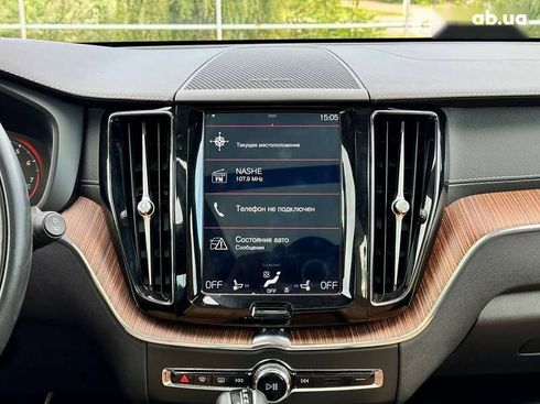 Volvo XC60 2019 - фото 22