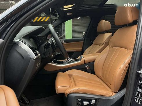 BMW X5 2019 - фото 29
