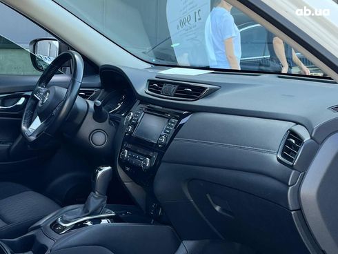 Nissan X-Trail 2019 белый - фото 14