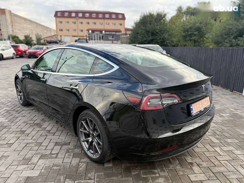 Tesla Model 3 2020 - фото 4