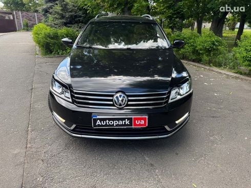 Volkswagen Passat 2011 черный - фото 2