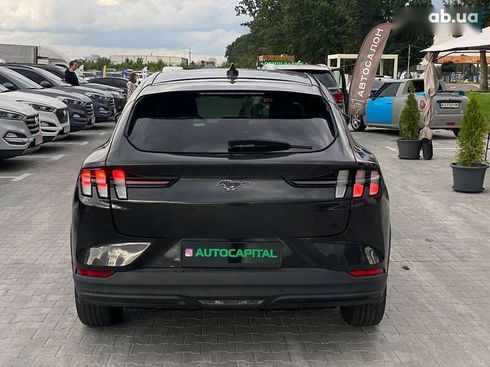 Ford Mustang Mach-E 2021 - фото 10