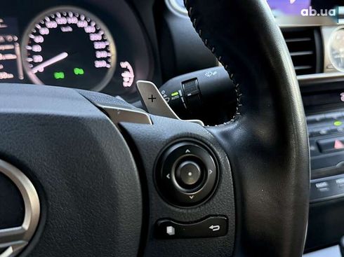Lexus IS 2013 - фото 26