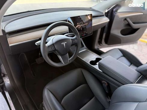 Tesla Model Y 2023 - фото 16