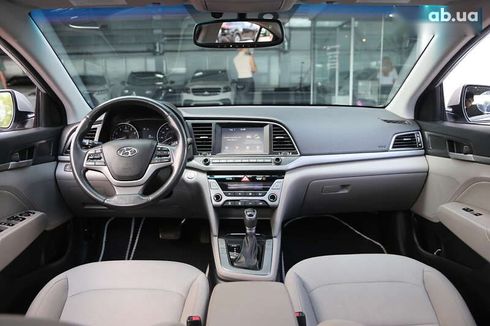 Hyundai Elantra 2018 - фото 14