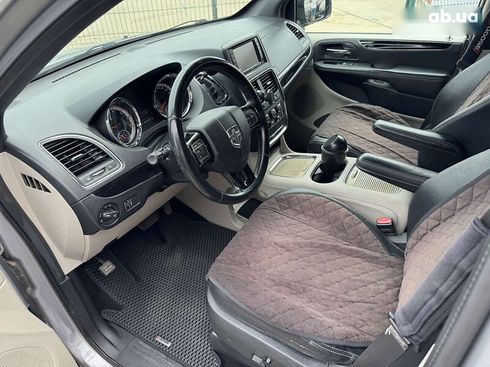 Dodge grand caravan 2017 - фото 13