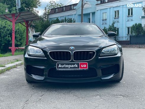 BMW M6 2012 черный - фото 2