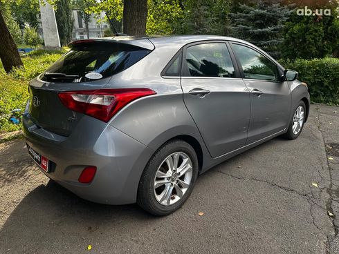 Hyundai Elantra 2014 серый - фото 5