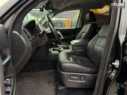 Toyota Land Cruiser 2016 - фото 14