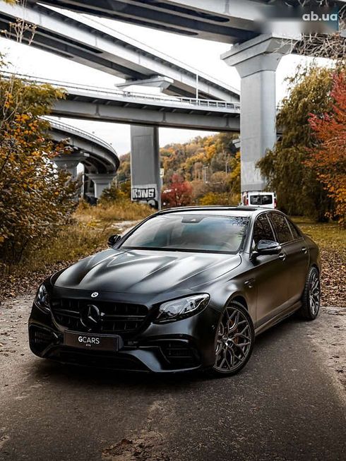 Mercedes-Benz E-Класс 2019 - фото 23